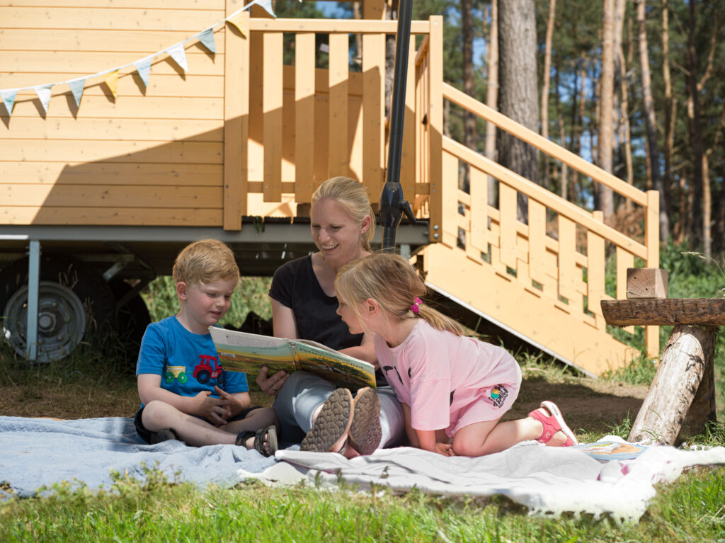 Waldkindergartenwagen von NAWALO für Kitas und Kommunen