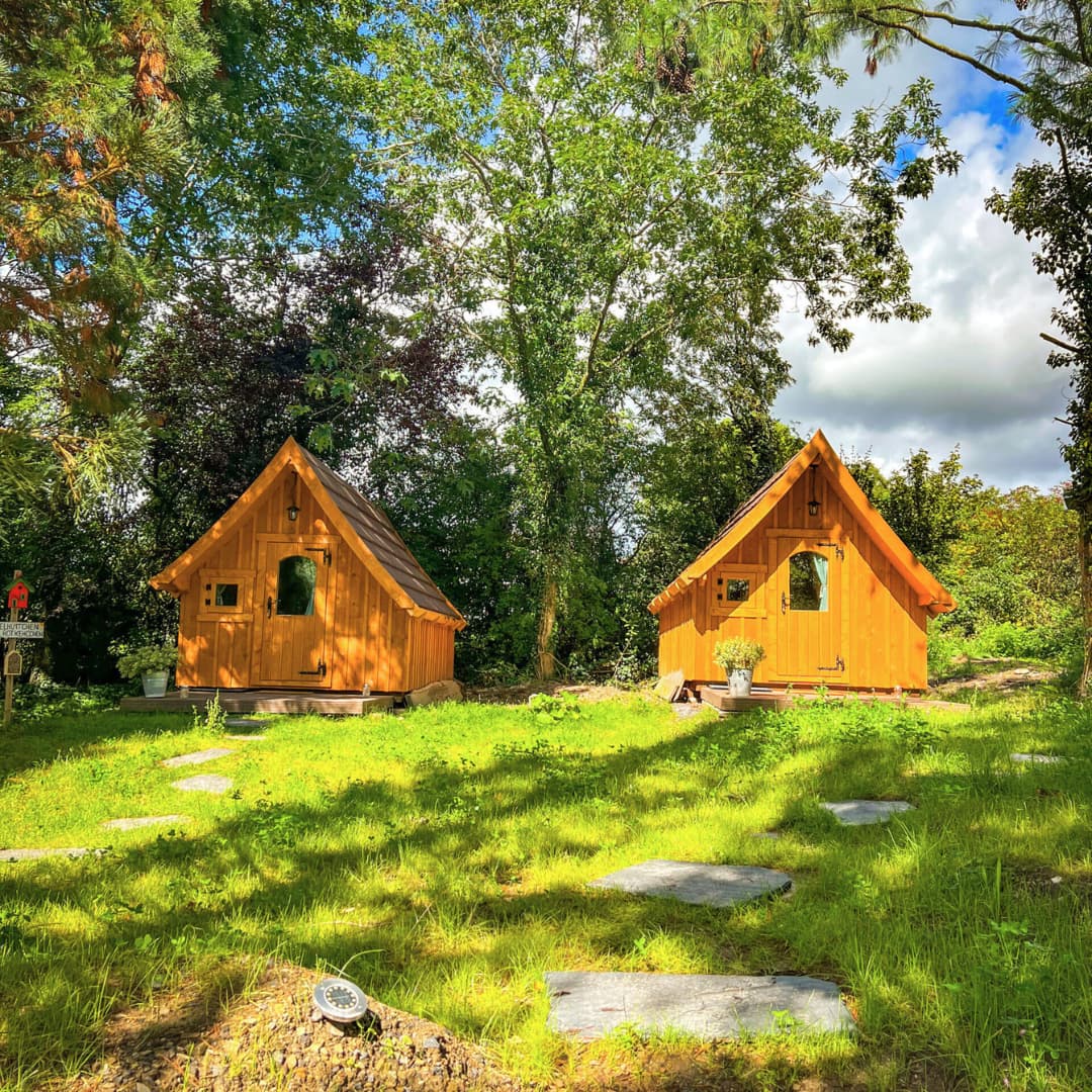 TROLL Trekkinghütte von NAWALO auf einem Erlebnishof in der Vulkaneifel
